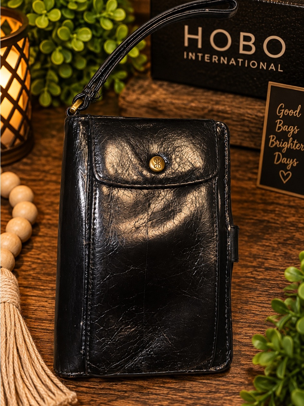 HOBO International Black Leather Wristlet Organizer Wallet ID Window